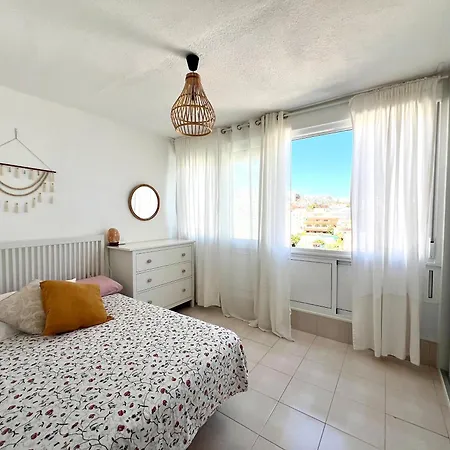 Appartement En Carihuela Con Vistas Y Plaza De Garaje, Nucleo Cristal *