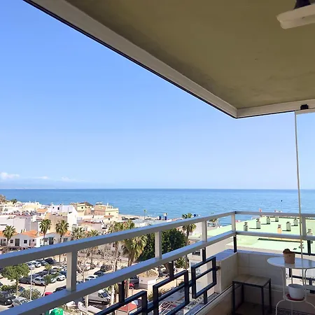 En Carihuela Con Vistas Y Plaza De Garaje, Nucleo Cristal Apartment