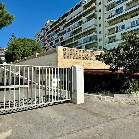 Apartment En Carihuela Con Vistas Y Plaza De Garaje, Nucleo Cristal *